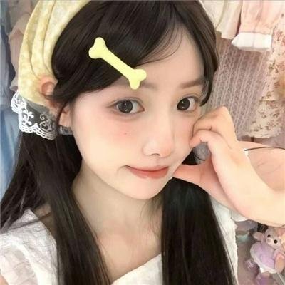 毛衣女郎